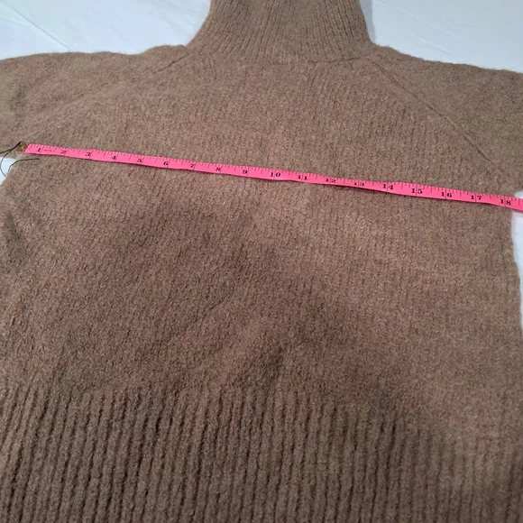 The Group by Babaton 100%  heavy Alpaca Turtleneck Sweater - XXS - Picture 2 of 15